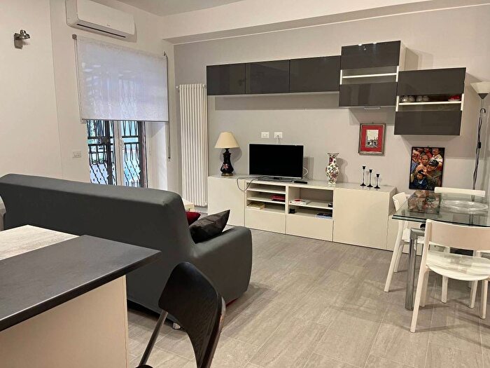 Appartamento bilocale in affitto in Via Marco Celio Rufo, Quadraro, Roma