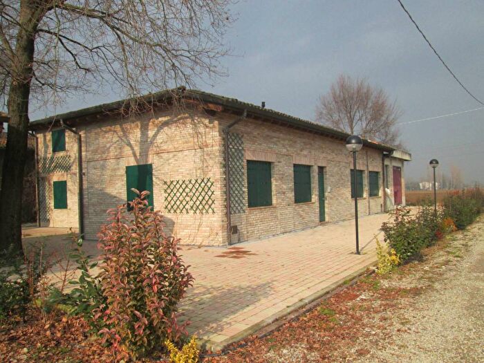 Appartamento bilocale in affitto in Strada Fraore, Baganzola Aeroporto, Parma
