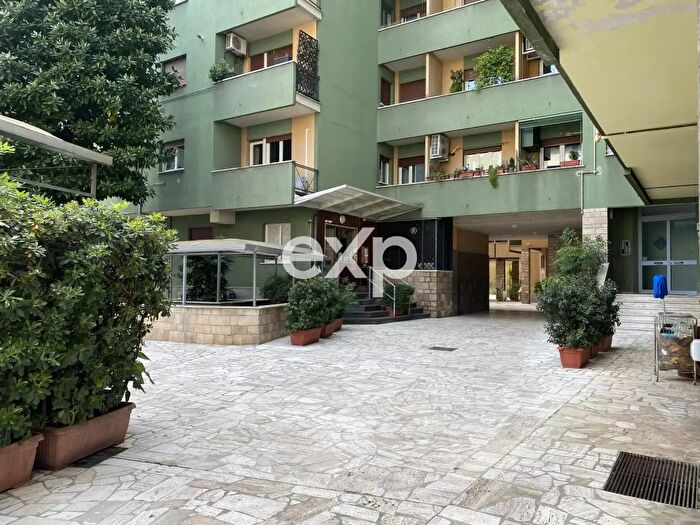 Appartamento bilocale in vendita in Via Monte Generoso, Milano