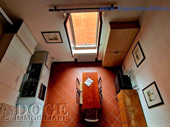 Appartamento quadrilocale in affitto in Via Guglielmo Oberdan, Centro Storico, Verona