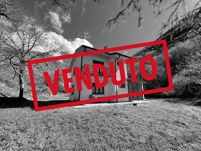 Casa con 5 locali in vendita in Via Santa Caterina, Venzone