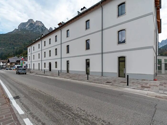 Appartamento bilocale in vendita in Via XXVII Aprile, Agordo