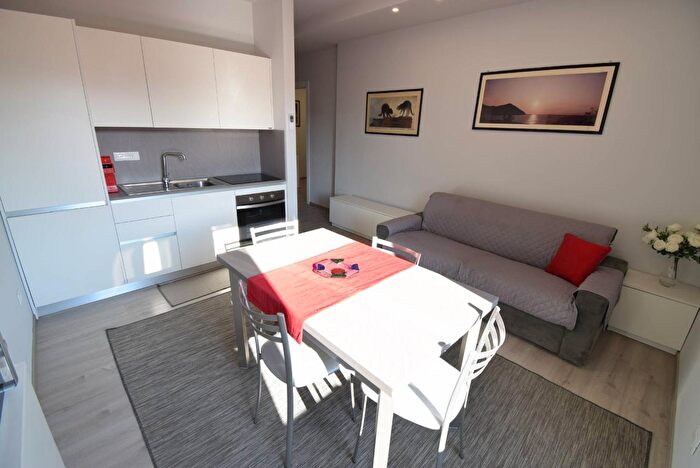 Appartamento bilocale in vendita in Via Cavour, Diano Marina