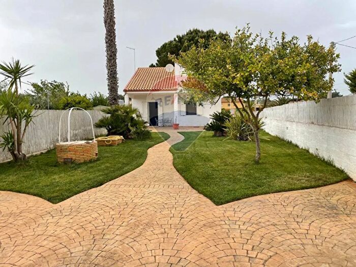 Casa con 6 locali in vendita in Contrada Vituso Marteluccio, Niscemi