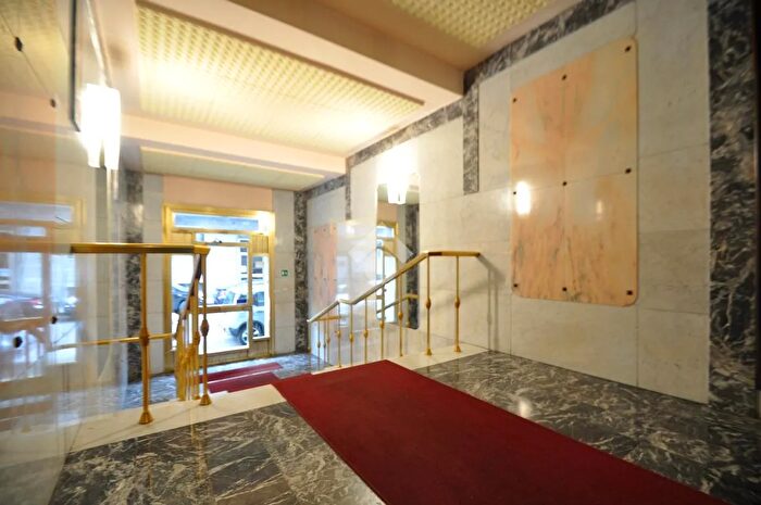 Appartamento quadrilocale in vendita in Via Ormea, Torino