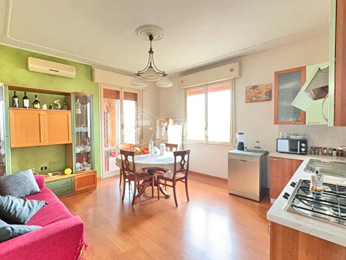 Appartamento trilocale in vendita in Via Statale, Fiorano Modenese