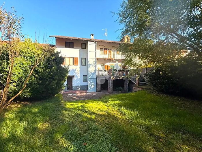 Casa con 5 locali in vendita in Via Genevrea, Cavagnolo