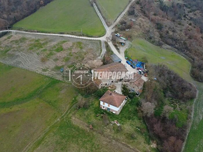 Casa in vendita in Via Carviano Rabatta, Grizzana Morandi