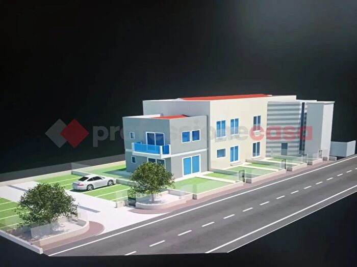 Appartamento trilocale in vendita in Via della Chiesa di Lunata, Capannori