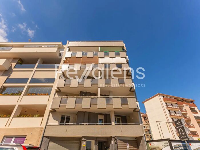Appartamento trilocale in vendita in Trani, Andria