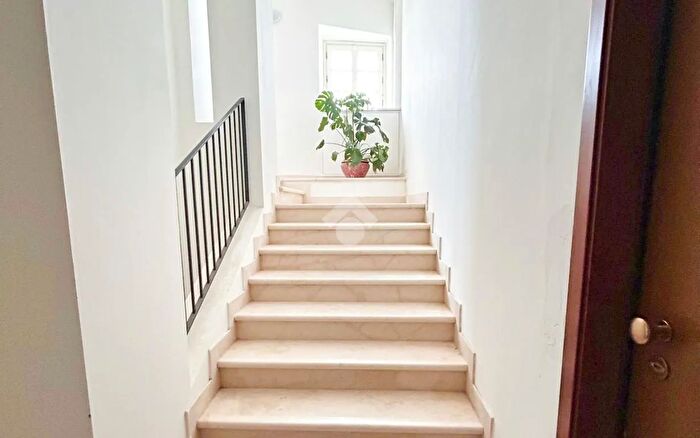 Appartamento trilocale in vendita in Corso Traiano Boccalini, Loreto