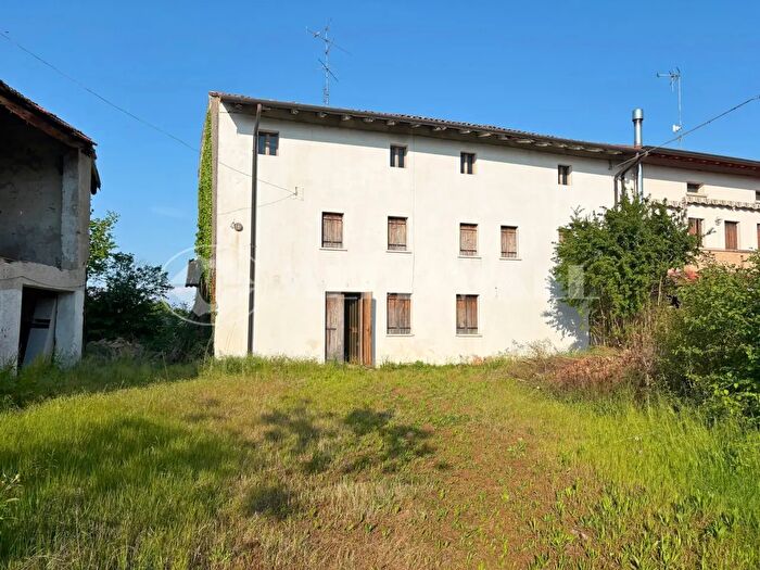 Casa con 6 locali in vendita in Via Portovieli, Porcia