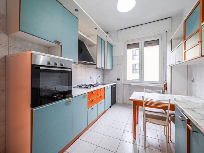 Appartamento quadrilocale in affitto in Via Luigi Ornato, Niguarda, Milano