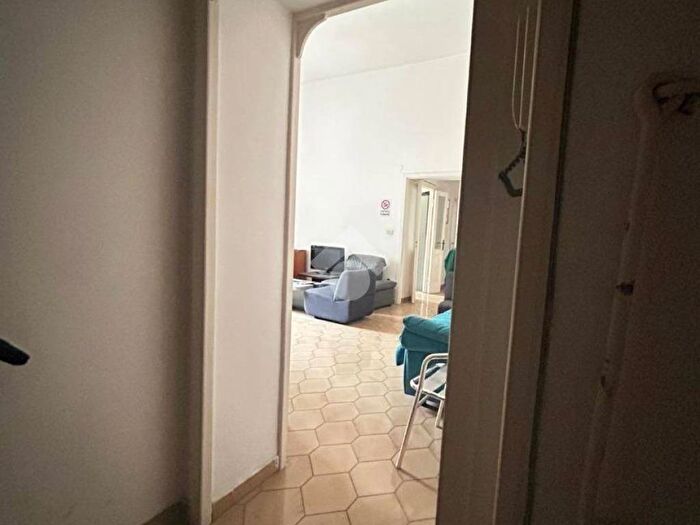 Appartamento quadrilocale in affitto in Via Alessio Mazzocchi, Arenaccia, Napoli