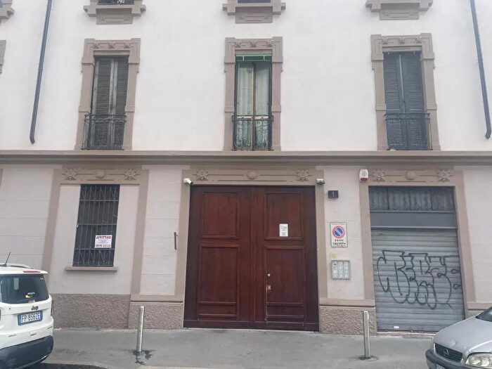Appartamento bilocale in vendita in Via Riva di Trento, Milano