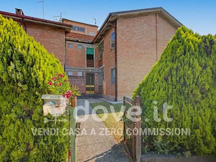 Appartamento trilocale in vendita in Via Beneficio, Copparo