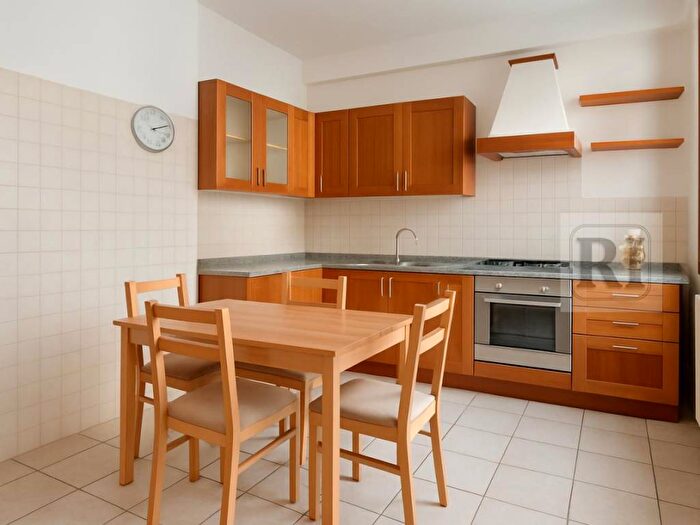 Appartamento trilocale in affitto in Via Nicolò Tartaglia, Chiesanuova, Padova