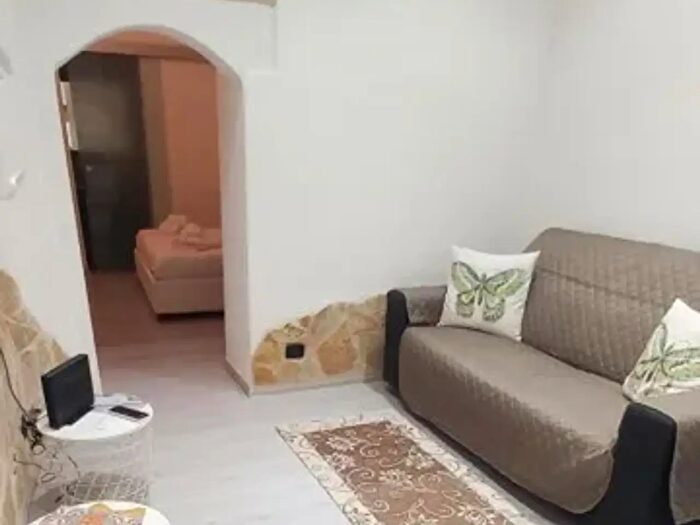Appartamento bilocale in vendita in Via Larga, Siracusa