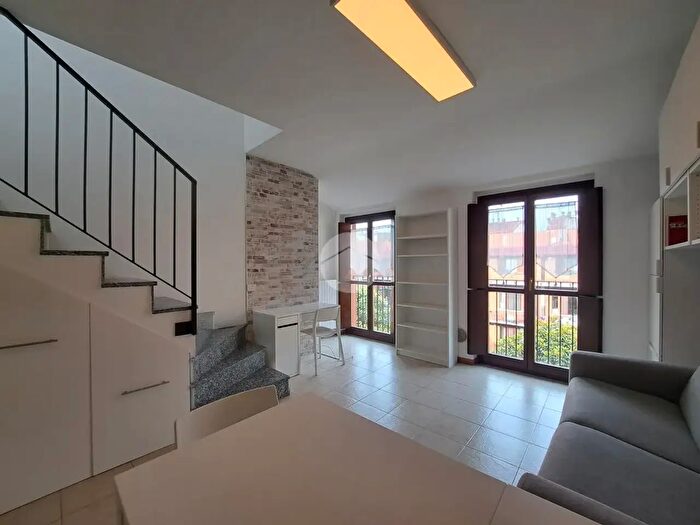 Appartamento monolocale in affitto in Via Pellegrino Rossi, Milano