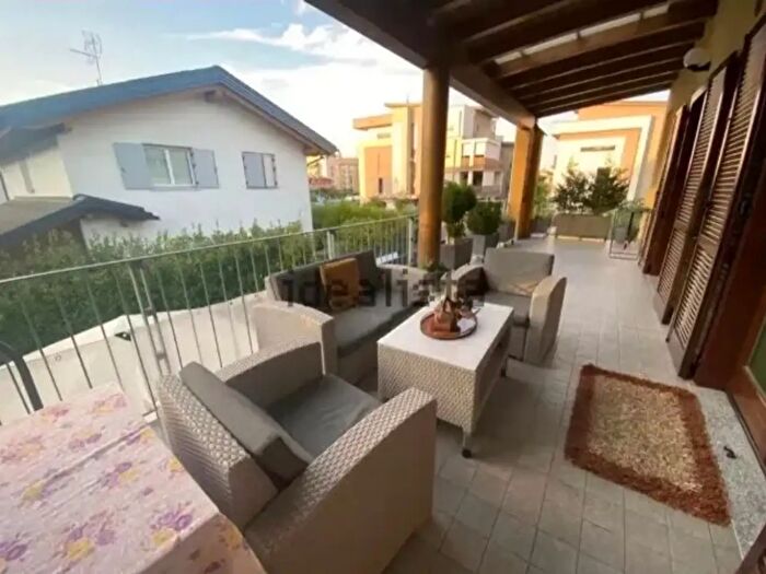 Appartamento quadrilocale in vendita in Piacenza