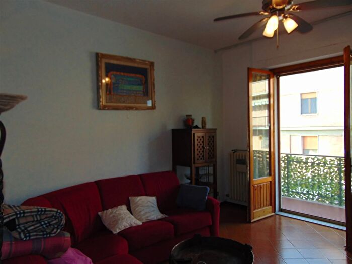 Appartamento con 5 locali in vendita in Poggibonsi