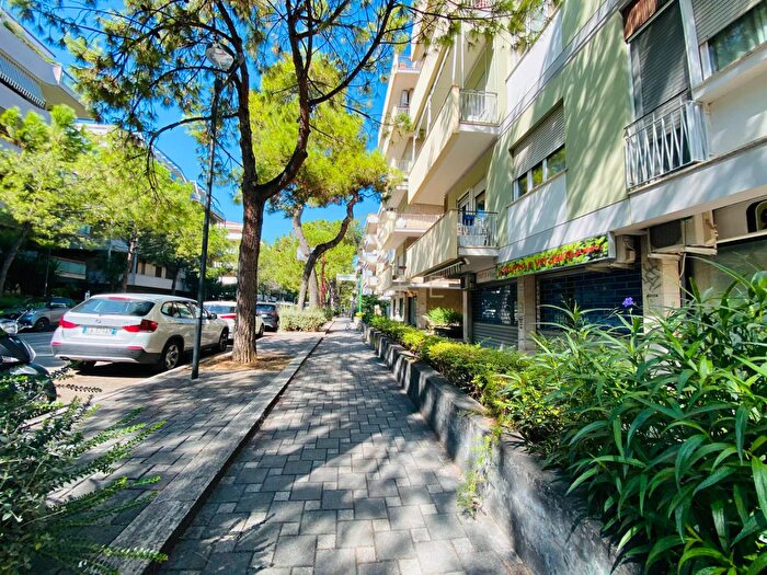 Appartamento quadrilocale in vendita in Viale Kennedy, Pescara