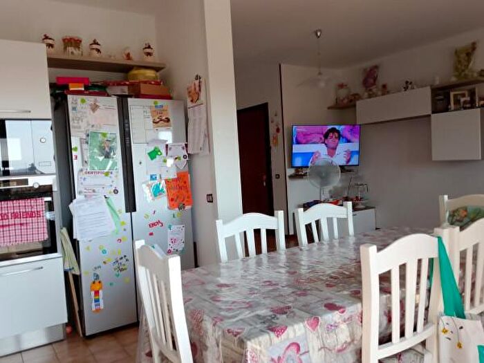 Appartamento trilocale in vendita in Via Giuseppe Turbini, Piacenza