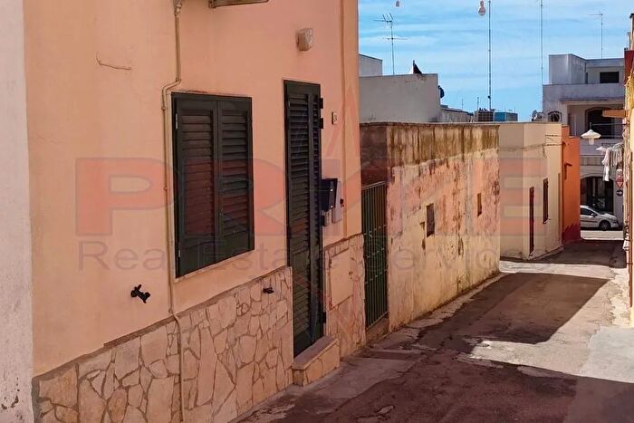 Casa bilocale in vendita in Via Albania Sannicola, Sannicola