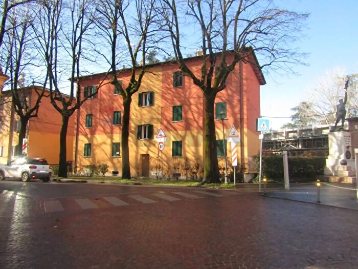 Appartamento trilocale in vendita in Via Michele Ferro, Valsamoggia