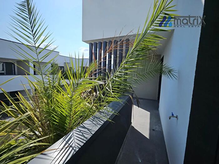 Casa con 10 locali in vendita in Via Vigonovese, Padova