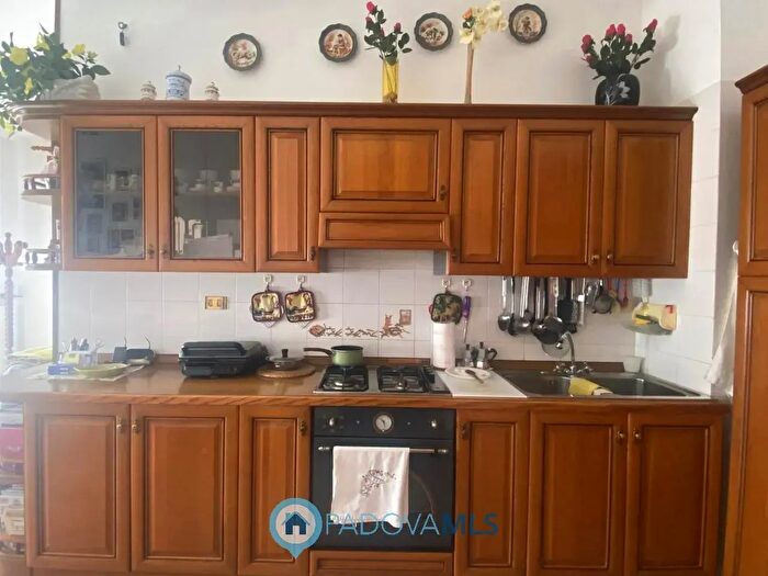 Casa trilocale in vendita in Via Roma, Pozzonovo