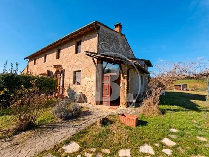 Appartamento con 5 locali in vendita in Monteriggioni
