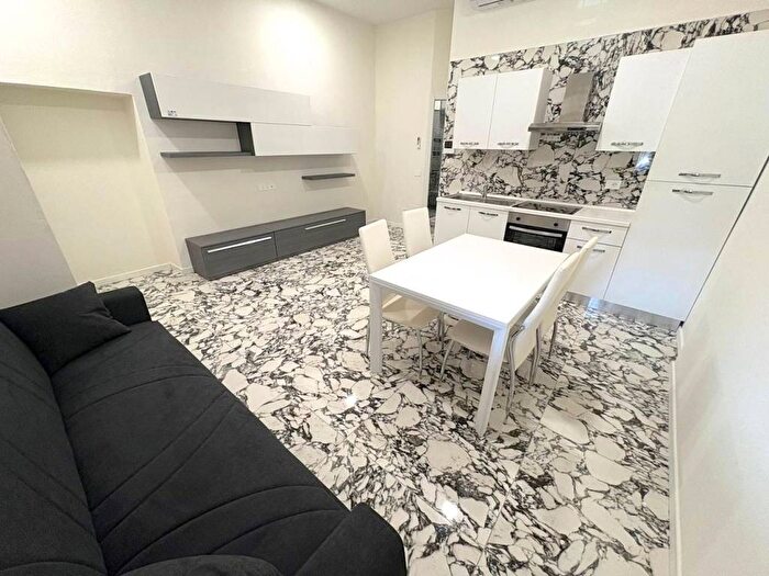 Appartamento bilocale in affitto in Via San Fiorano, Villasanta