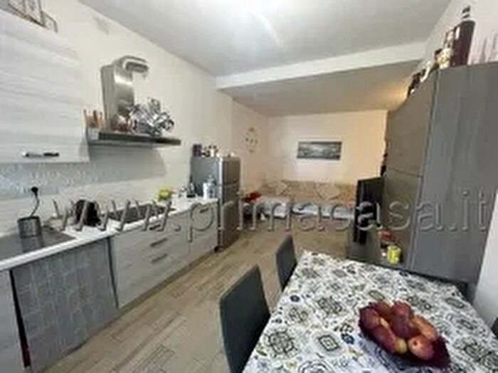 Casa monolocale in vendita in Via Giuseppe, Villafranca Di Verona