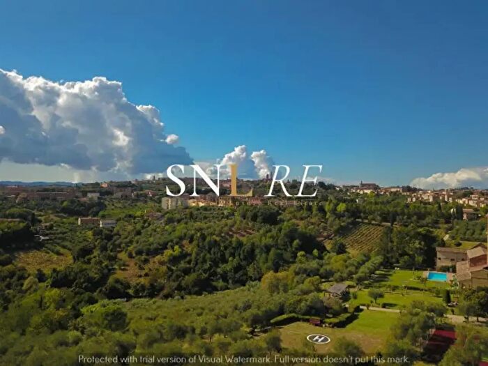 Casa con 6 locali in vendita in Strada del Linaiolo, Siena