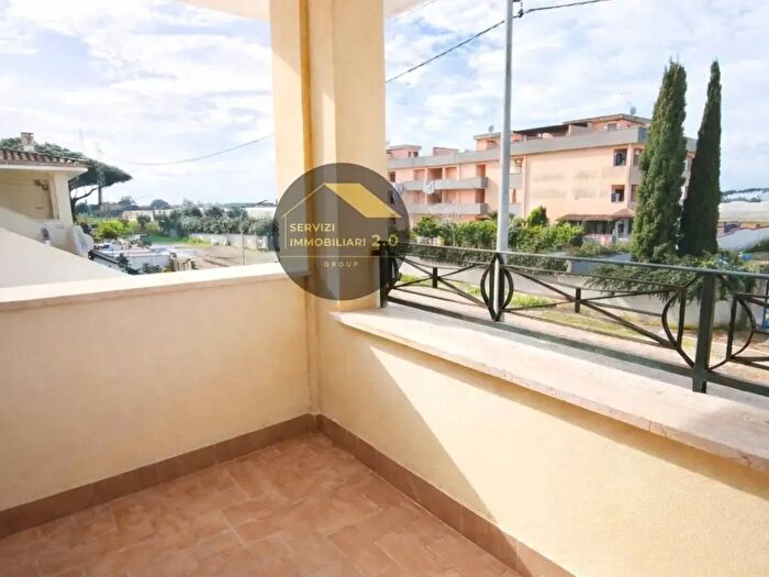 Casa quadrilocale in vendita in Via Taglio delle Cinque Miglia, Nettuno