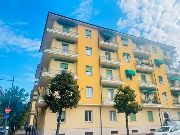 Appartamento quadrilocale in vendita in Cuneo