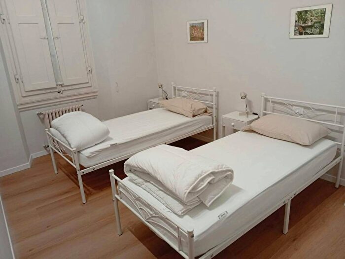 Appartamento trilocale in affitto in Via degli Alfani, San Marco SS Annunziata, Firenze