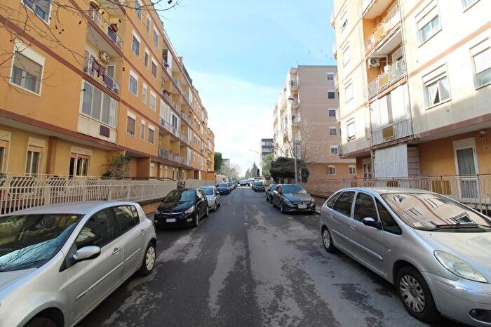 Appartamento trilocale in vendita in Via S Martino della Battaglia, Brindisi