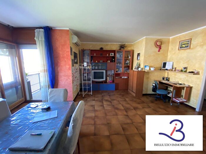 Appartamento trilocale in affitto in Via Pacifico Valussi, Viale Venezia Cormor, Udine