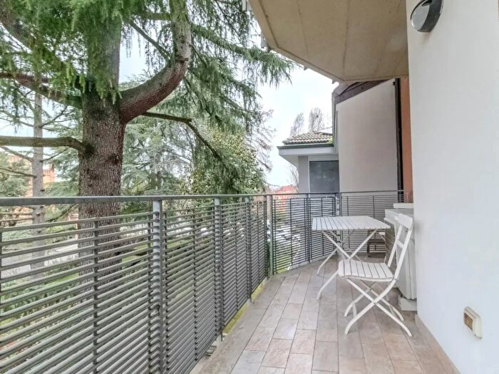 Appartamento trilocale in vendita in Via dellArcoveggio, Bologna