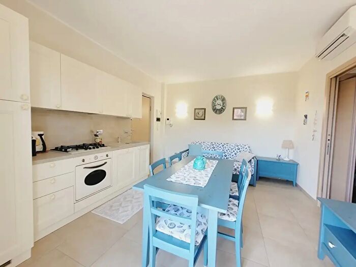Appartamento bilocale in vendita in Via Giovanni Pascoli, Diano Marina