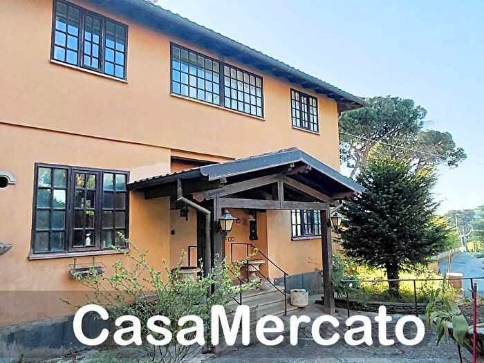 Casa con 6 locali in vendita in Via delle Rose, Centro, Rocca di Papa