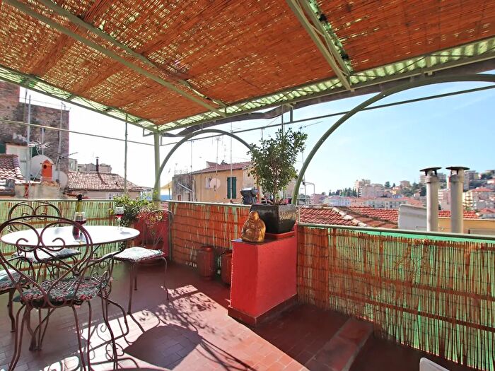 Appartamento bilocale in vendita in Vicolo Sappia, Sanremo