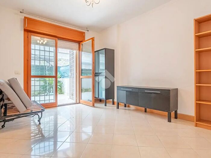 Appartamento bilocale in vendita in Via Carlo Ludovico Bragaglia, Roma