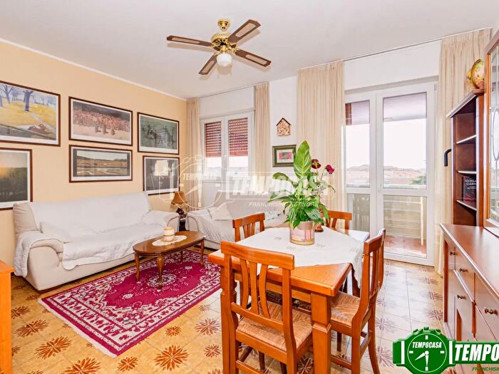 Appartamento trilocale in vendita in Via Franco Furini, Voghera