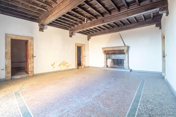 Appartamento quadrilocale in vendita in Via Giacomo Matteotti, Palombara Sabina