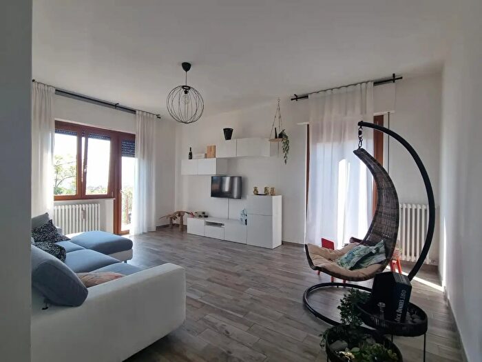 Appartamento con 5 locali in vendita in Via Fonte dAmore Pescara, Pescara