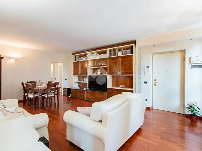 Appartamento quadrilocale in vendita in Via Gerolamo Arganini, Milano