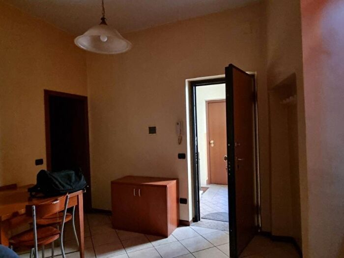Appartamento trilocale in affitto in Borgo dei Grassani, Parco Ducale Oltretorrente, Parma